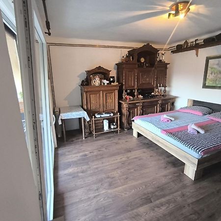Apartments Lorinda Mošćenička Draga Kamer foto
