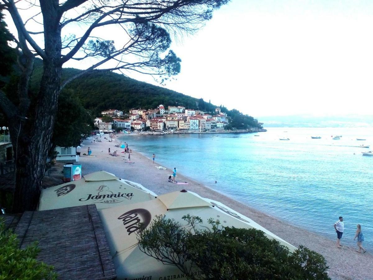 Apartments Lorinda Mošćenička Draga Buitenkant foto