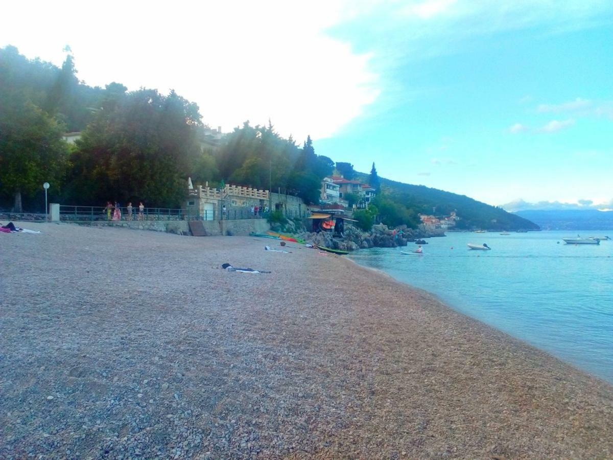 Apartments Lorinda Mošćenička Draga Buitenkant foto